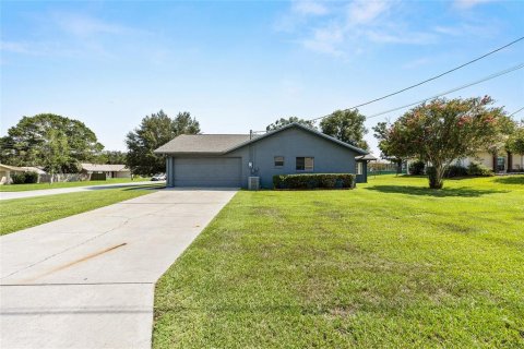 House in Belleview, Florida 3 bedrooms, 145.67 sq.m. № 1918384 - photo 4