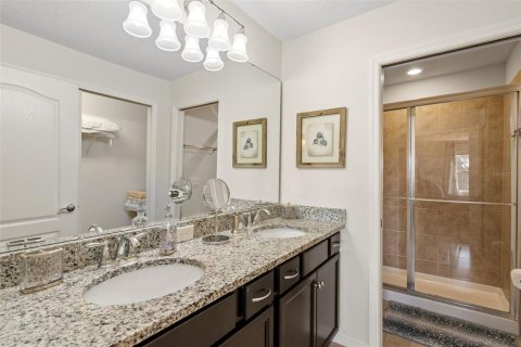 Townhouse in Davenport, Florida 5 bedrooms, 192.87 sq.m. № 1620223 - photo 24