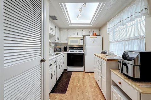 Condo in Dunedin, Florida, 1 bedroom  № 1622175 - photo 7