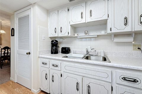 Condo in Dunedin, Florida, 1 bedroom  № 1622175 - photo 14