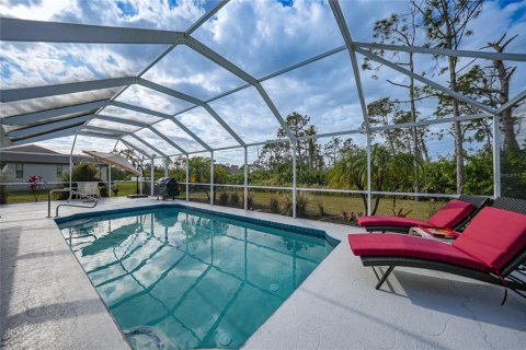 House in Rotonda, Florida 3 bedrooms, 151.62 sq.m. № 2425587 - photo 6