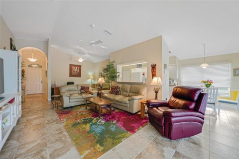 House in Rotonda, Florida 3 bedrooms, 151.62 sq.m. № 2425587 - photo 12