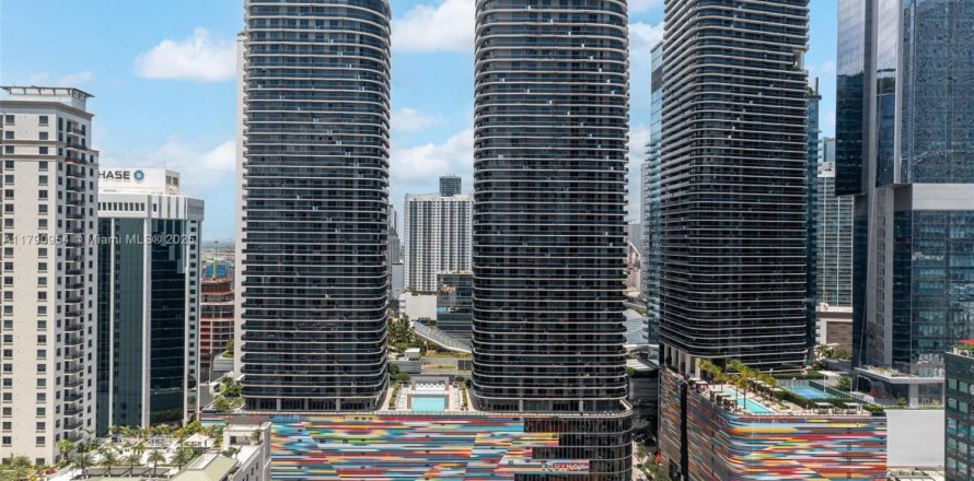 Condo in Miami, Florida, 1 bedroom  № 1957569