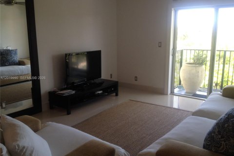Copropriété à louer à Coral Gables, Floride: 2 chambres, 93.92 m2 № 2155105 - photo 7