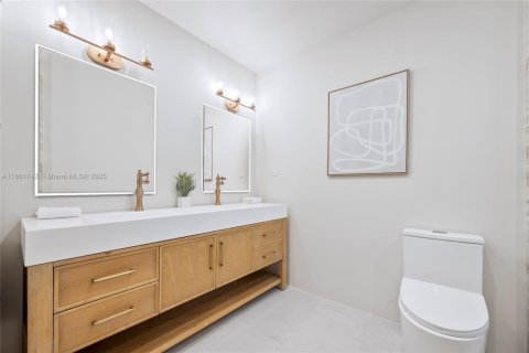 Casa en venta en Biscayne Park, Florida, 3 dormitorios, 134.52 m2 № 1921656 - foto 24