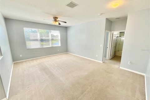 House in Tampa, Florida 5 bedrooms, 333.24 sq.m. № 1915923 - photo 12