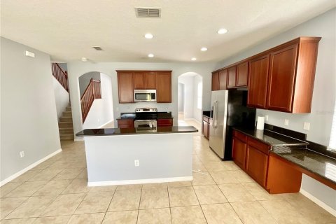 House in Tampa, Florida 5 bedrooms, 333.24 sq.m. № 1915923 - photo 9
