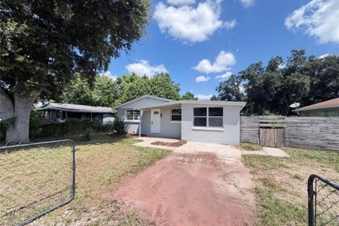 House in Lake Wales, Florida 3 bedrooms, 96.25 sq.m. № 2310573
