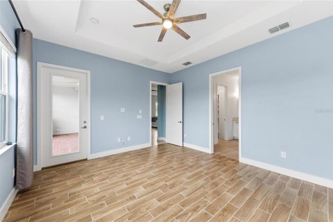 House in Palmetto, Florida 3 bedrooms, 181.81 sq.m. № 2396194 - photo 29