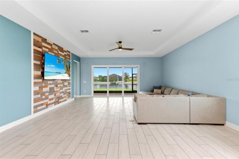 House in Palmetto, Florida 3 bedrooms, 181.81 sq.m. № 2396194 - photo 21