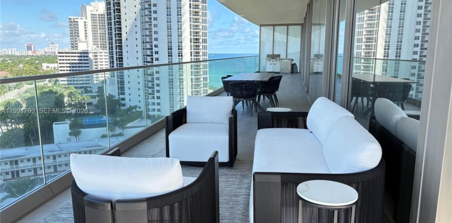 Condo in Sunny Isles Beach, Florida, 2 bedrooms № 2052410