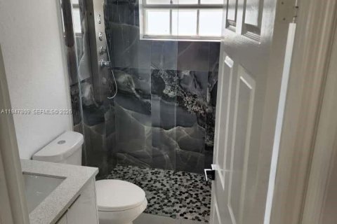 Villa ou maison à vendre à Miami, Floride: 3 chambres, 138.05 m2 № 2005045 - photo 26