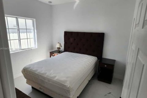 Villa ou maison à vendre à Miami, Floride: 3 chambres, 138.05 m2 № 2005045 - photo 20