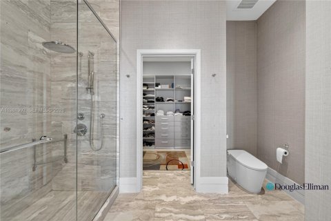 Condominio en venta en Miami, Florida, 5 dormitorios, 354.14 m2 № 2045945 - foto 19