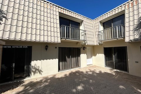 Condominio en West Palm Beach, Florida, 3 dormitorios  № 2051149