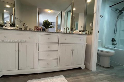 Condominio en venta en West Palm Beach, Florida, 3 dormitorios, 146.04 m2 № 2051149 - foto 16