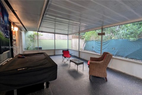Adosado en venta en Miami Gardens, Florida, 2 dormitorios, 81.1 m2 № 2088409 - foto 30