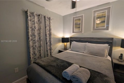 Adosado en venta en Miami Gardens, Florida, 2 dormitorios, 81.1 m2 № 2088409 - foto 12