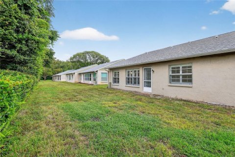 Condo in New Port Richey, Florida, 2 bedrooms  № 1903478 - photo 26
