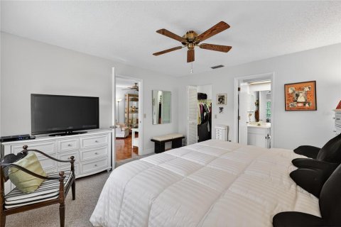 Condo in New Port Richey, Florida, 2 bedrooms  № 1903478 - photo 18