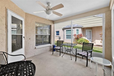 Condo in New Port Richey, Florida, 2 bedrooms  № 1903478 - photo 5
