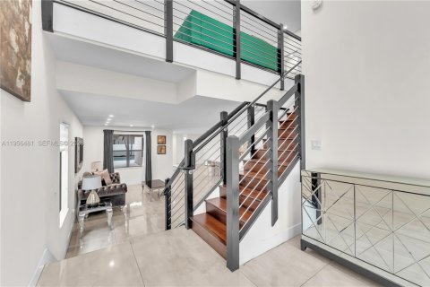 Casa en alquiler en Doral, Florida, 4 dormitorios, 351.26 m2 № 2011171 - foto 3