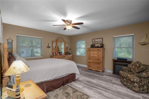 House in Hernando, Florida 3 bedrooms, 222.97 sq.m. № 2298450 - photo 24