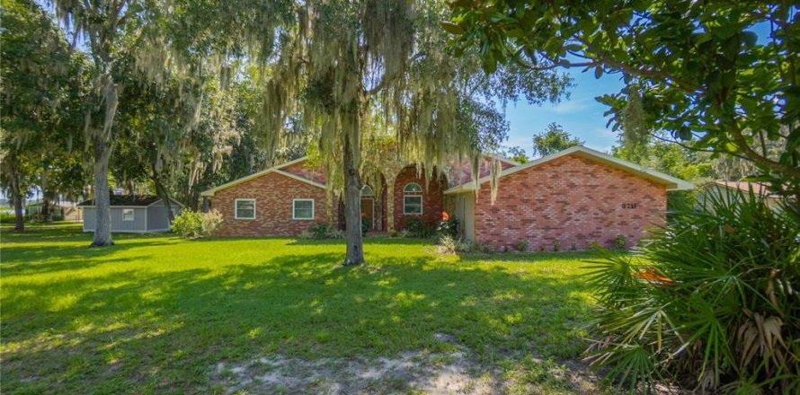 House in Hernando, Florida 3 bedrooms, 222.97 sq.m. № 2298450