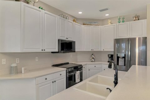 House in North Port, Florida 2 bedrooms, 134.52 sq.m. № 1855956 - photo 19
