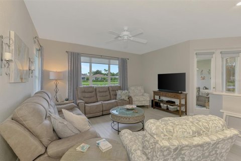 House in North Port, Florida 2 bedrooms, 134.52 sq.m. № 1855956 - photo 12