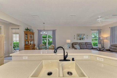 House in North Port, Florida 2 bedrooms, 134.52 sq.m. № 1855956 - photo 20