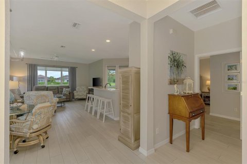 House in North Port, Florida 2 bedrooms, 134.52 sq.m. № 1855956 - photo 6