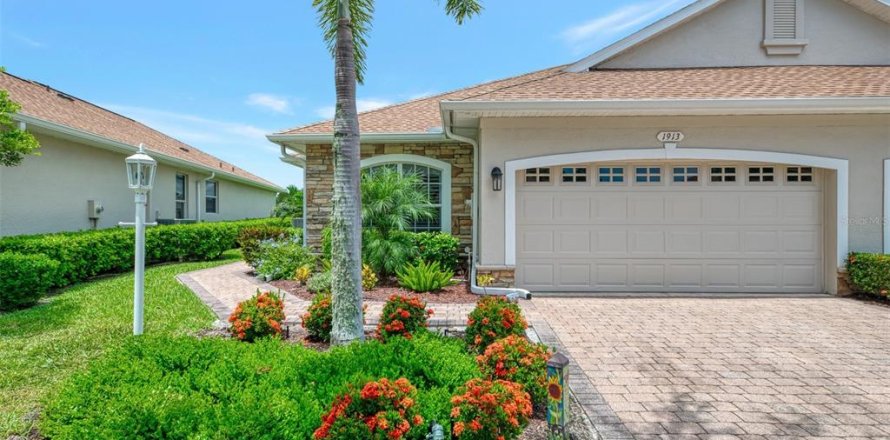 House in North Port, Florida 2 bedrooms, 134.52 sq.m. № 1855956