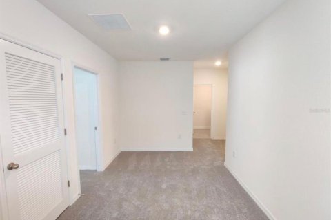 Снять в аренду виллу или дом в Уэсли-Чепел, Флорида 1 комната, 227.33м2, № 1912499 - фото 14