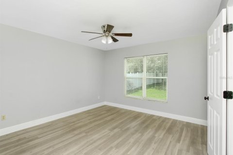 House in Deltona, Florida 3 bedrooms, 192.4 sq.m. № 2092122 - photo 16