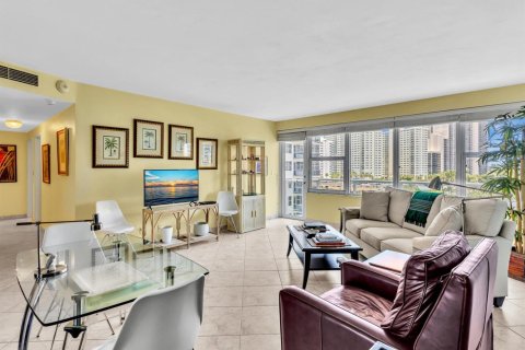 Condominio en venta en Fort Lauderdale, Florida, 2 dormitorios, 104.05 m2 № 2273917 - foto 5