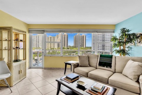 Condominio en venta en Fort Lauderdale, Florida, 2 dormitorios, 104.05 m2 № 2273917 - foto 6