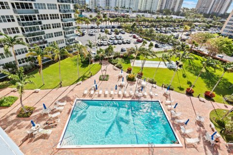 Condominio en venta en Fort Lauderdale, Florida, 2 dormitorios, 104.05 m2 № 2273917 - foto 10