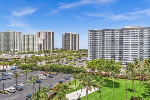 Condominio en venta en Fort Lauderdale, Florida, 2 dormitorios, 104.05 m2 № 2273917 - foto 8