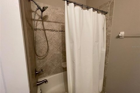 Copropriété à louer à Tampa, Floride: 3 chambres, 164.99 m2 № 2410119 - photo 13