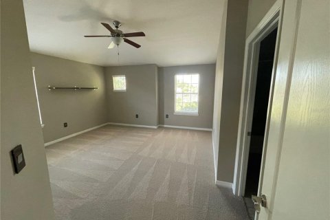 Copropriété à louer à Tampa, Floride: 3 chambres, 164.99 m2 № 2410119 - photo 16