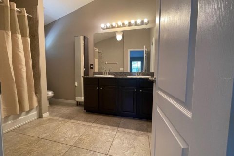 Copropriété à louer à Tampa, Floride: 3 chambres, 164.99 m2 № 2410119 - photo 18