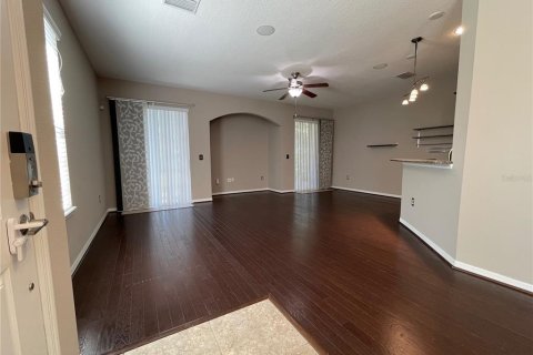 Copropriété à louer à Tampa, Floride: 3 chambres, 164.99 m2 № 2410119 - photo 3