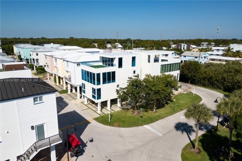 Casa en venta en Key Largo, Florida, 4 dormitorios № 2058866 - foto 7