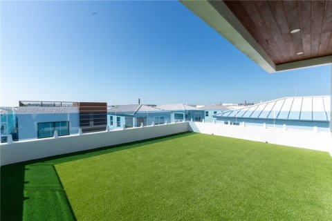 Casa en venta en Key Largo, Florida, 4 dormitorios № 2058866 - foto 30