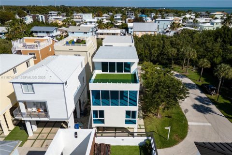 Casa en Key Largo, Florida 4 dormitorios № 2058866