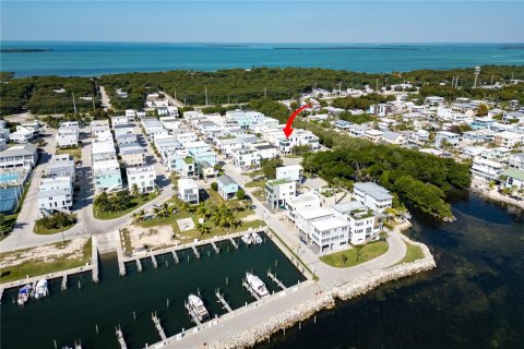 Casa en venta en Key Largo, Florida, 4 dormitorios № 2058866 - foto 6