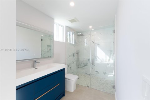 Casa en venta en Key Largo, Florida, 4 dormitorios № 2058866 - foto 17