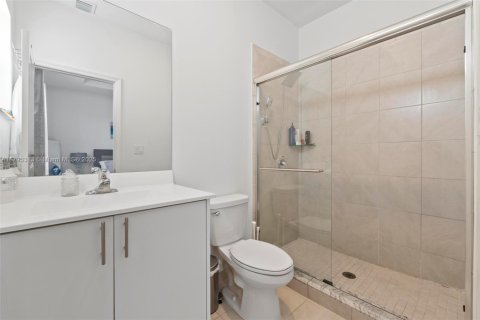 Townhouse in Homestead, Florida 3 bedrooms, 143.53 sq.m. № 1863732 - photo 26