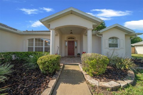 House in Ocala, Florida 3 bedrooms, 173.17 sq.m. № 1637276 - photo 2